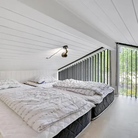Liviana - From The Sea By Interhome Feriehus *